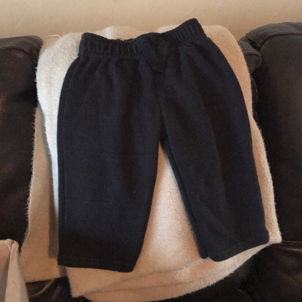 Black sweatpants